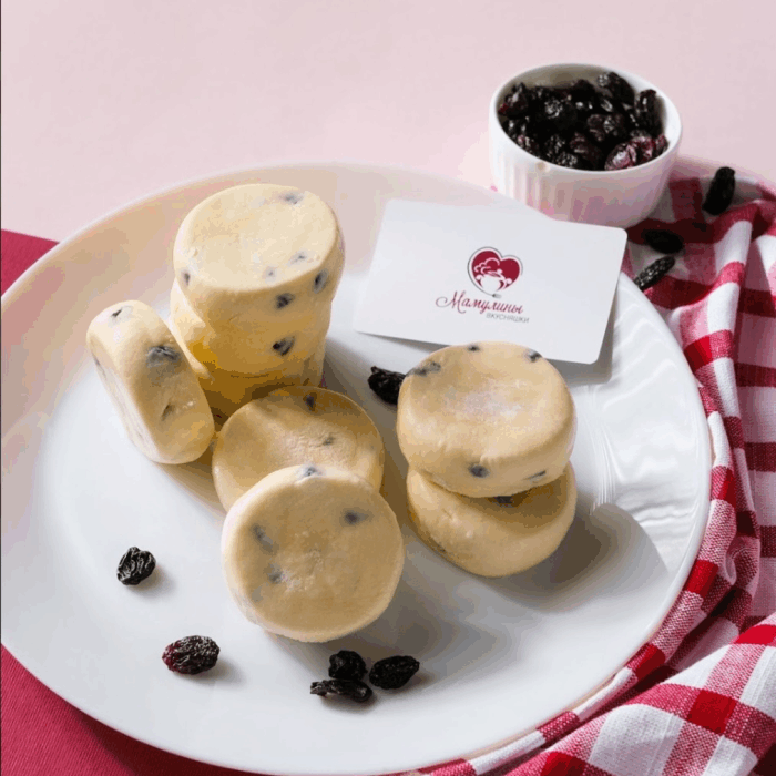 Сырники с изюмом 0,5кг (Мамулины вкус.)